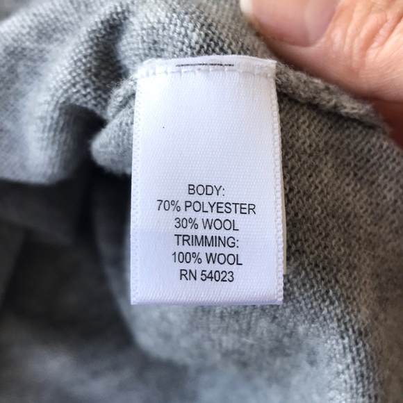 Banana Republic jeweled sweater - Picture 5 of 5